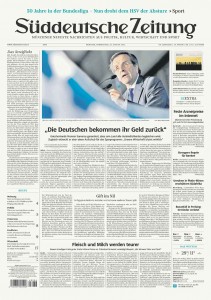 Beispiel einer kombinierten Integralen und Selektiven Schriftmischung: Layout der Süddeutsche Zeitung nach dem Redesign im Jahre 2012. Im Rahmen der Überarbeitung beauftrage der Süddeutsche Verlag den Typografen und Schriftgestalter Henning Skibbe mit der Entwicklung einer Schriftsippe bestehend aus rund 40 Einzelschnitten (SZ-Text, SZ-Serif, SZ-Sans und SZ-SansCondensed), die auf die semantisch-typografischen Anforderungen abgestimmt wurden. Bildzitat: Süddeutsche Zeitung, München.